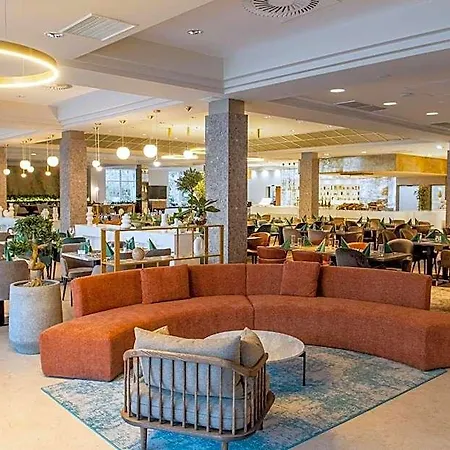 Azur - Hostaid Apartmán