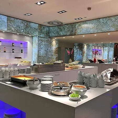 Azur - Hostaid Apartmán