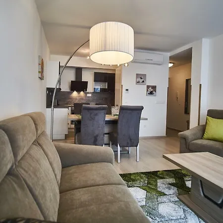Apartment Azur - Hostaid *